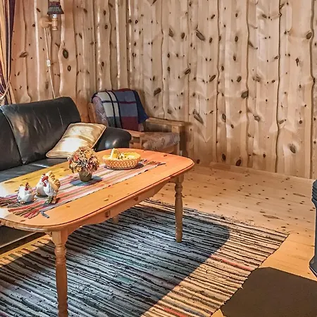 Feriehus Nice In Straumgjerde With Kitchen Brunstad
